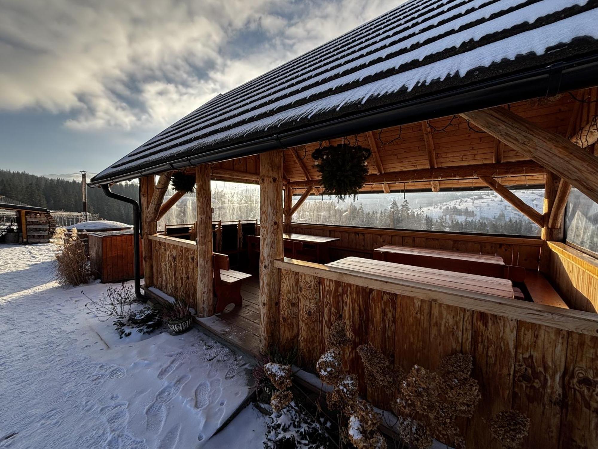 Witowianskie Domki Z Kominkiem, Jacuzzi I Sauna Dzianisz Екстериор снимка